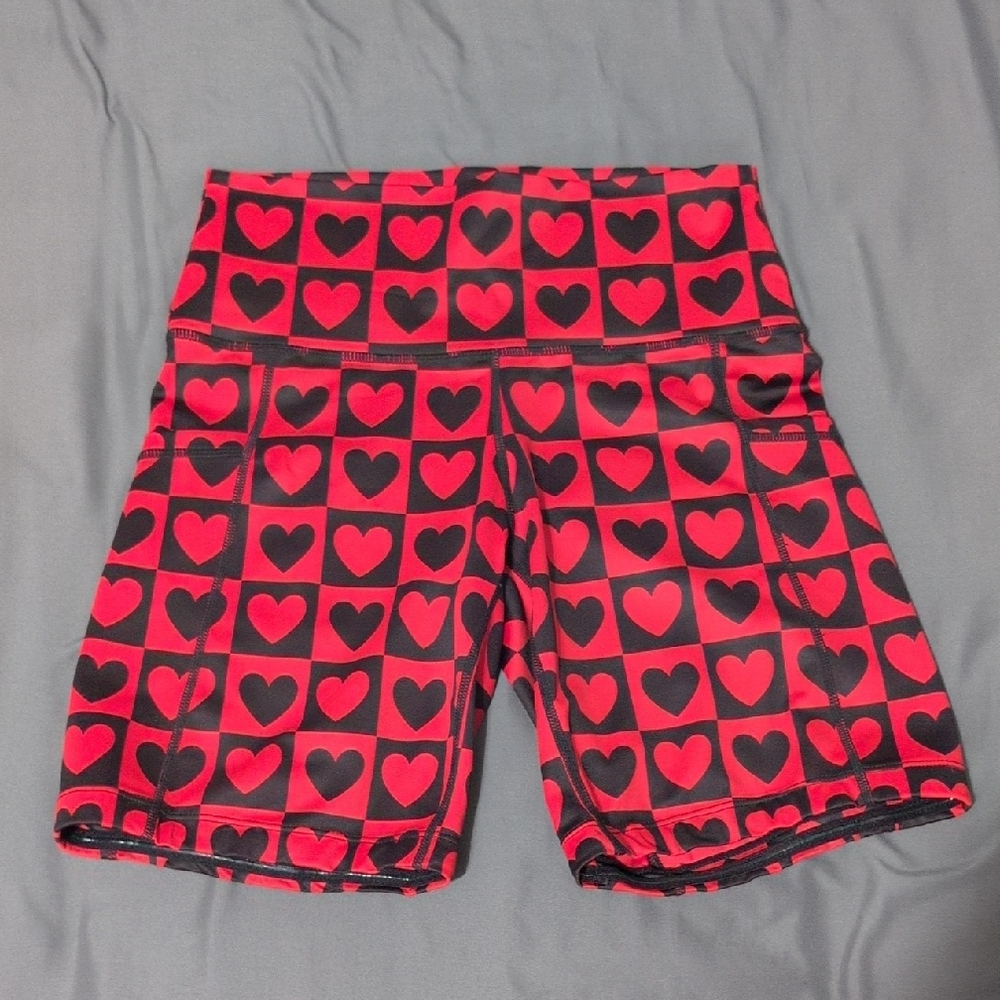 CVG Hearts Shorts 7" Inseam